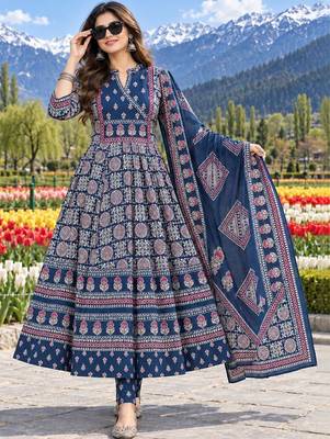 women ethnic motifs printed angrakha  cotton kurta with trousers & with dupatta 1