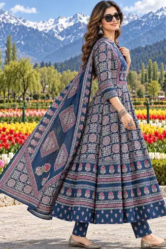 women ethnic motifs printed angrakha  cotton kurta with trousers & with dupatta