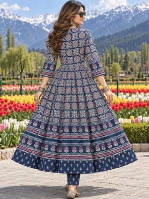 women ethnic motifs printed angrakha  cotton kurta with trousers & with dupatta 3