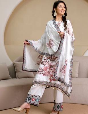 women floral printed regular kurta with trousers & with dupatta 6