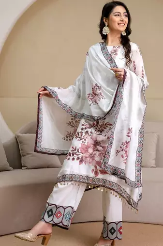 women floral printed regular kurta with trousers & with dupatta