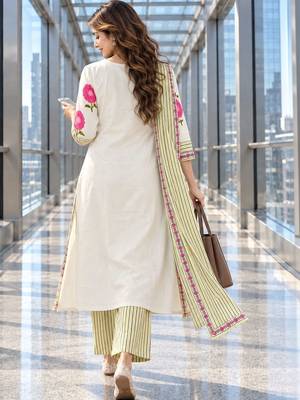 women floral printed regular  cotton kurta with trousers & with dupatta 4