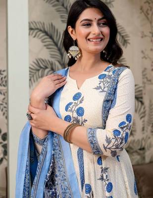 women floral printed empire  cotton kurta with trousers & with dupatta 6