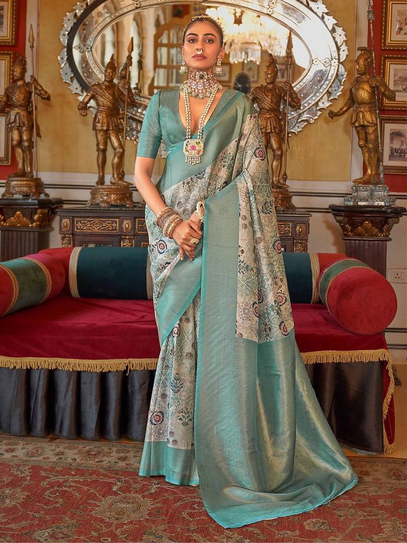 Beige paisley zari kanjeevaram saree