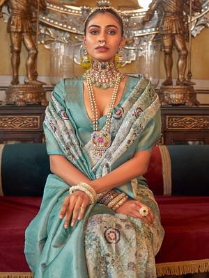 Beige paisley zari kanjeevaram saree 2