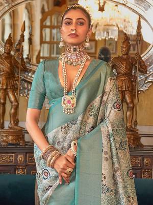Beige paisley zari kanjeevaram saree 3