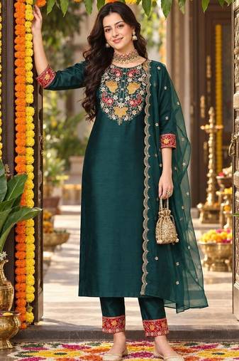 floral embroidered thread work straight kurta with trousers & dupatta