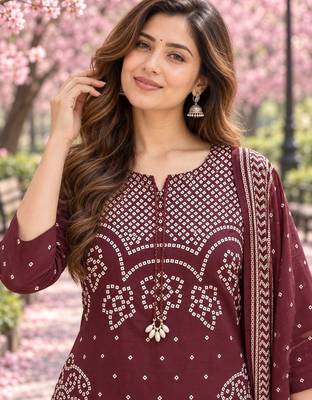 women ethnic motifs printed regular  cotton kurta with trousers & with dupatta 4