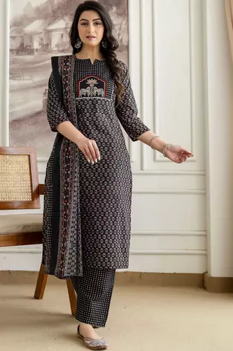 women ethnic motifs printed regular  cotton kurta with palazzos & with dupatta