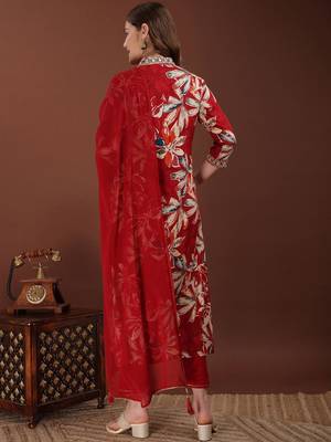 embroidered viscose rayon kurta set 3