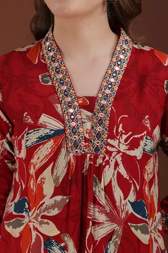 embroidered viscose rayon kurta set