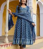 women ethnic motifs printed regular  cotton kurta with trousers & with dupatta