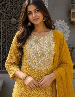 women ethnic motifs printed regular thread work  cotton kurta with trousers & with dupatta 4