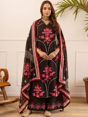 women floral embroidered beads and stones  cotton kurta with palazzos & with dupatta 3