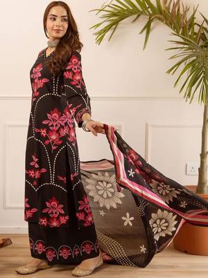 women floral embroidered beads and stones  cotton kurta with palazzos & with dupatta 6