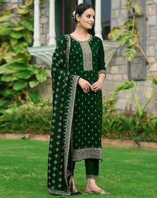 floral embroidered sequinned straight kurta with trousers & dupatta 3