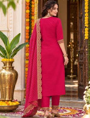 womenembroidered regular chanderi silk kurta set 4