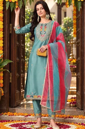 women ethnic motifs embroidered kurta with trouser & dupatta
