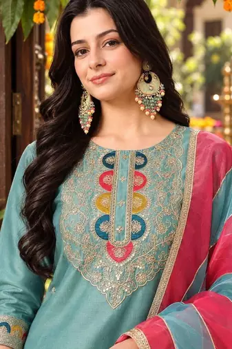 women ethnic motifs embroidered kurta with trouser & dupatta