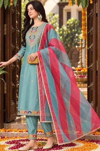 women ethnic motifs embroidered kurta with trouser & dupatta