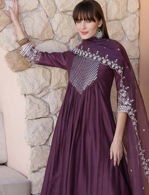 women geometric embroidered silk kurta with trousers & dupatta 6