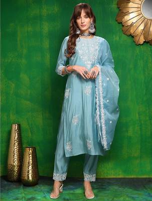 women floral embroidered kurta with trousers & dupatta 1
