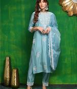 women floral embroidered kurta with trousers & dupatta