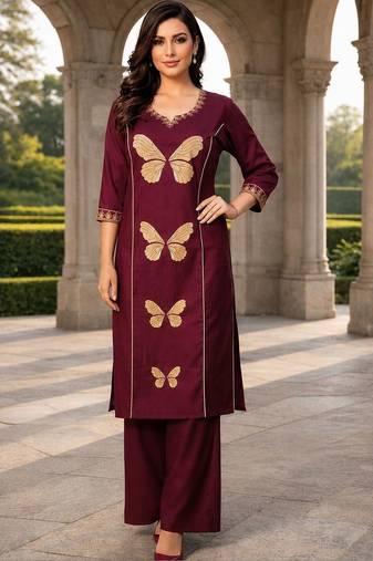 women floral embroidered regular thread work  cotton kurta with palazzos