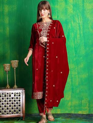 women ethnic motifs embroidered regular thread work velvet kurta with trousers & with dupatta 7