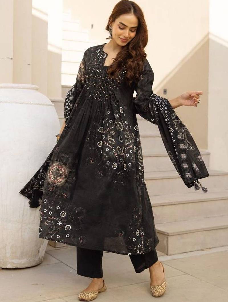 women leheriya printed pleated  cotton kurta with palazzos & with dupatta