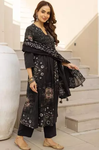 women leheriya printed pleated  cotton kurta with palazzos & with dupatta