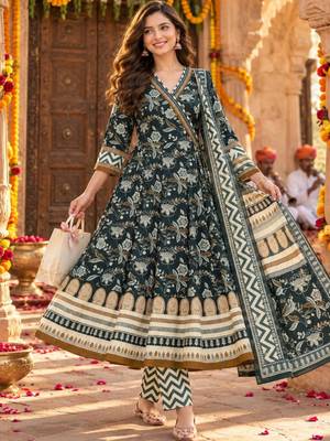 women ethnic motifs printed angrakha  cotton kurta with trousers & with dupatta 1