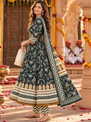 women ethnic motifs printed angrakha  cotton kurta with trousers & with dupatta 4
