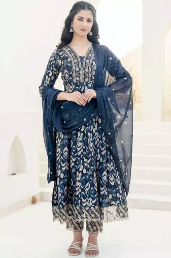 women ethnic motifs printed empire thread work  silk kurta with trousers & with dupatta