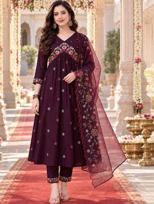 floral embroidered thread work  silk kurta with trousers & dupatta 1