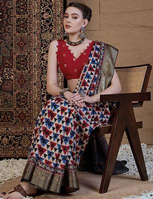 Beige zari silk blend saree 1