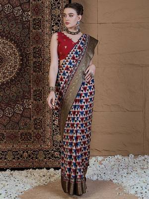 Beige zari silk blend saree 2