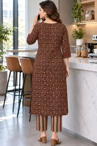 women printed regular  cotton kurta with trousers & with dupatta