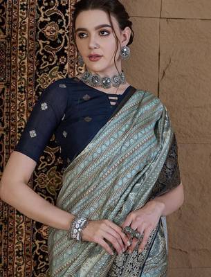 Blue ethnic motifs zari silk blend sungudi saree 5