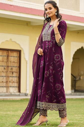 women floral printed empire mirror work kurta with pyjamas & with dupatta