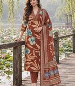 women floral printed regular  cotton kurta with trousers & with dupatta