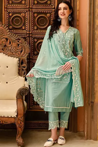 floral embroidered v-neck three-quarter sleeves cotton kurta set