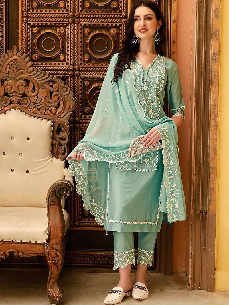 floral embroidered v-neck three-quarter sleeves cotton kurta set