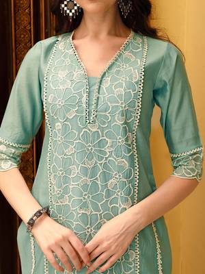 floral embroidered v-neck three-quarter sleeves cotton kurta set 2
