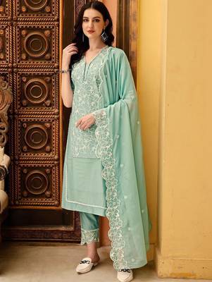 women ethnic motifs embroidered regular thread work kurta with trousers & with dupatta 3