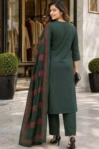 women ethnic motifs embroidered regular thread work  cotton kurta with trousers & with