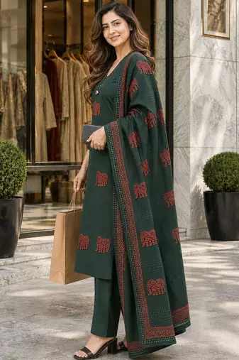 women ethnic motifs embroidered regular thread work  cotton kurta with trousers & with