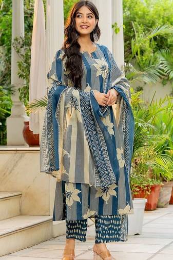 women floral printed regular  cotton kurta with trousers & with dupatta
