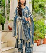 women floral printed regular  cotton kurta with trousers & with dupatta