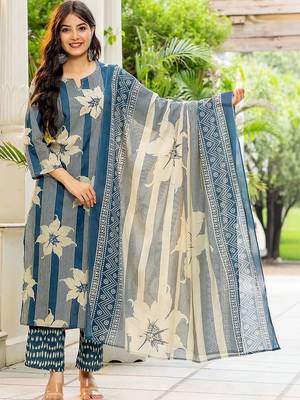 women floral printed regular  cotton kurta with trousers & with dupatta 3
